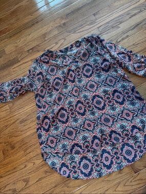 Women's Navy and Coral Floral Print Blouse/Tunic